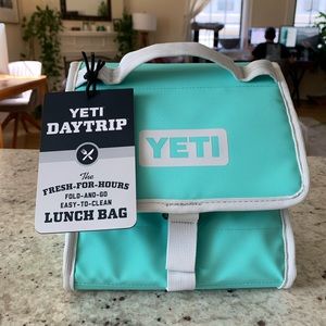 NWT Yeti Daytrip Lunch Bag